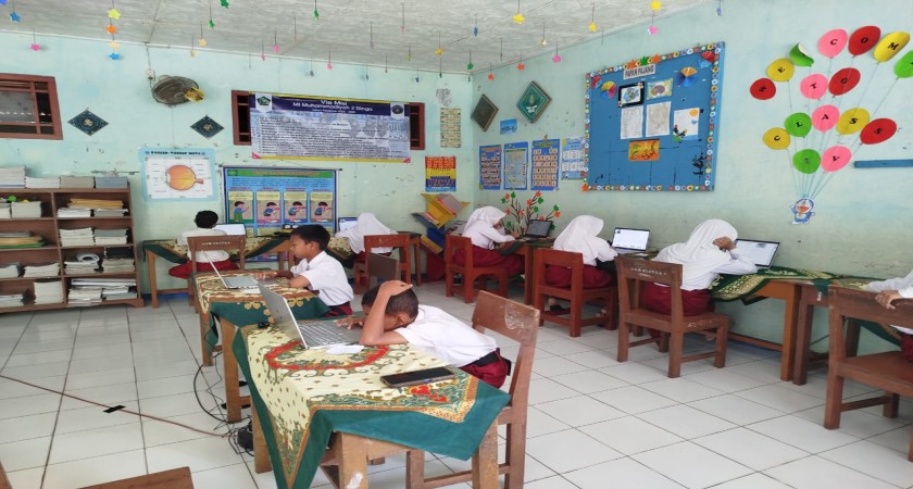 Pelaksanaan ANBK 2025 di MIM 2 Slinga Berjalan Lancar dan Penuh Semangat